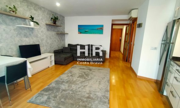 Apartamento / piso - Venda - Castell-Platja d'Aro -
                Centro