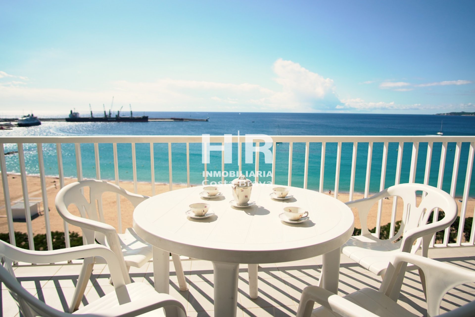 Sale - Apartment / flat - Palamós - Primera línea mar