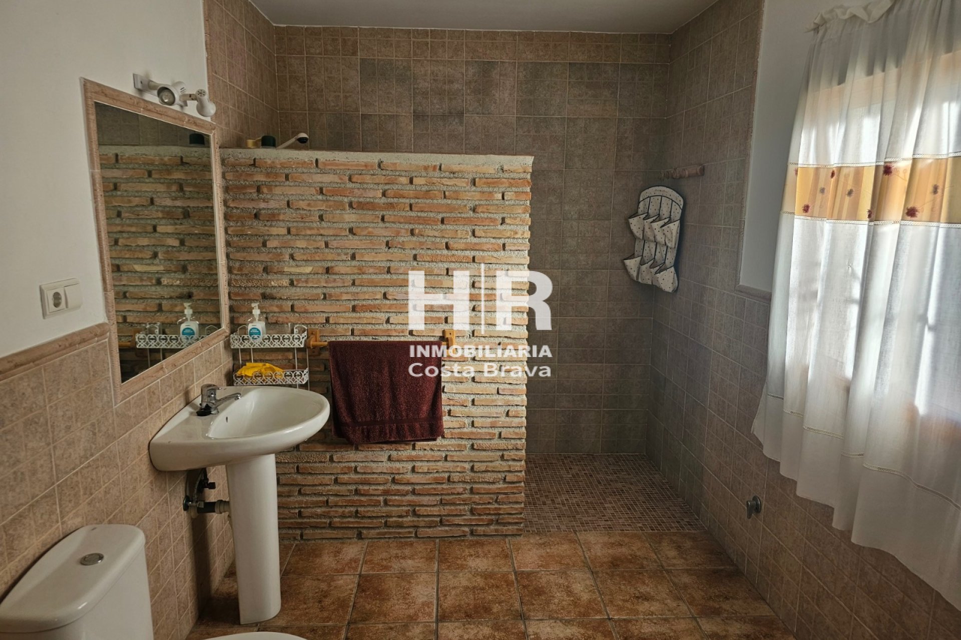 Sale - Cave house - Benamaurel - Puente Arriba