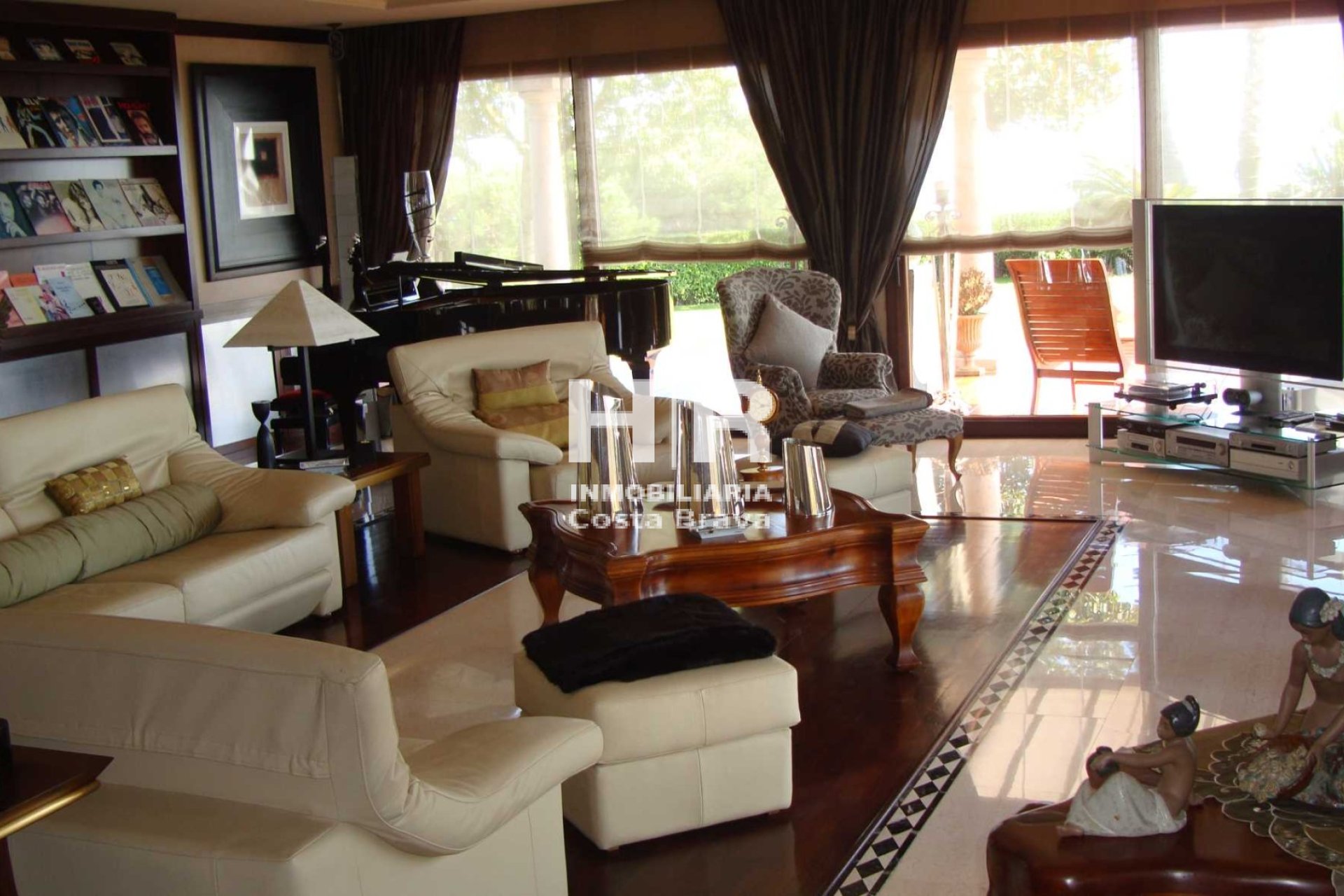 Sale - Chalet - Calella - Valldenguli