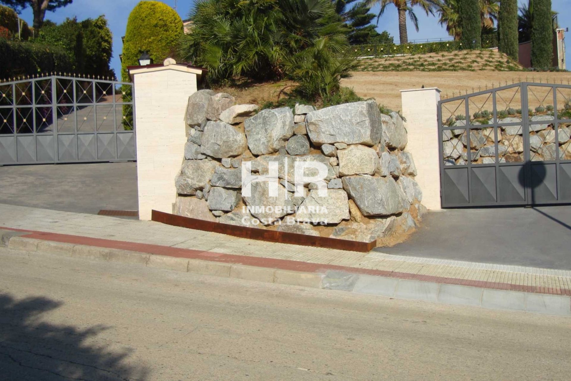 Sale - Chalet - Calella - Valldenguli