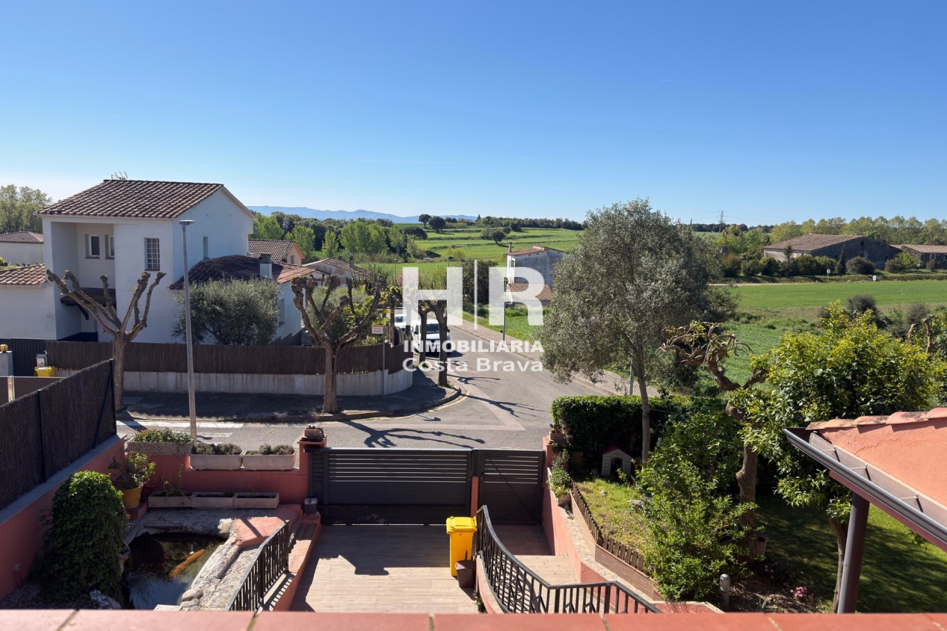 Venda - Casa unifamiliar - AIGUAVIVA - CENTRO PUEBLO
