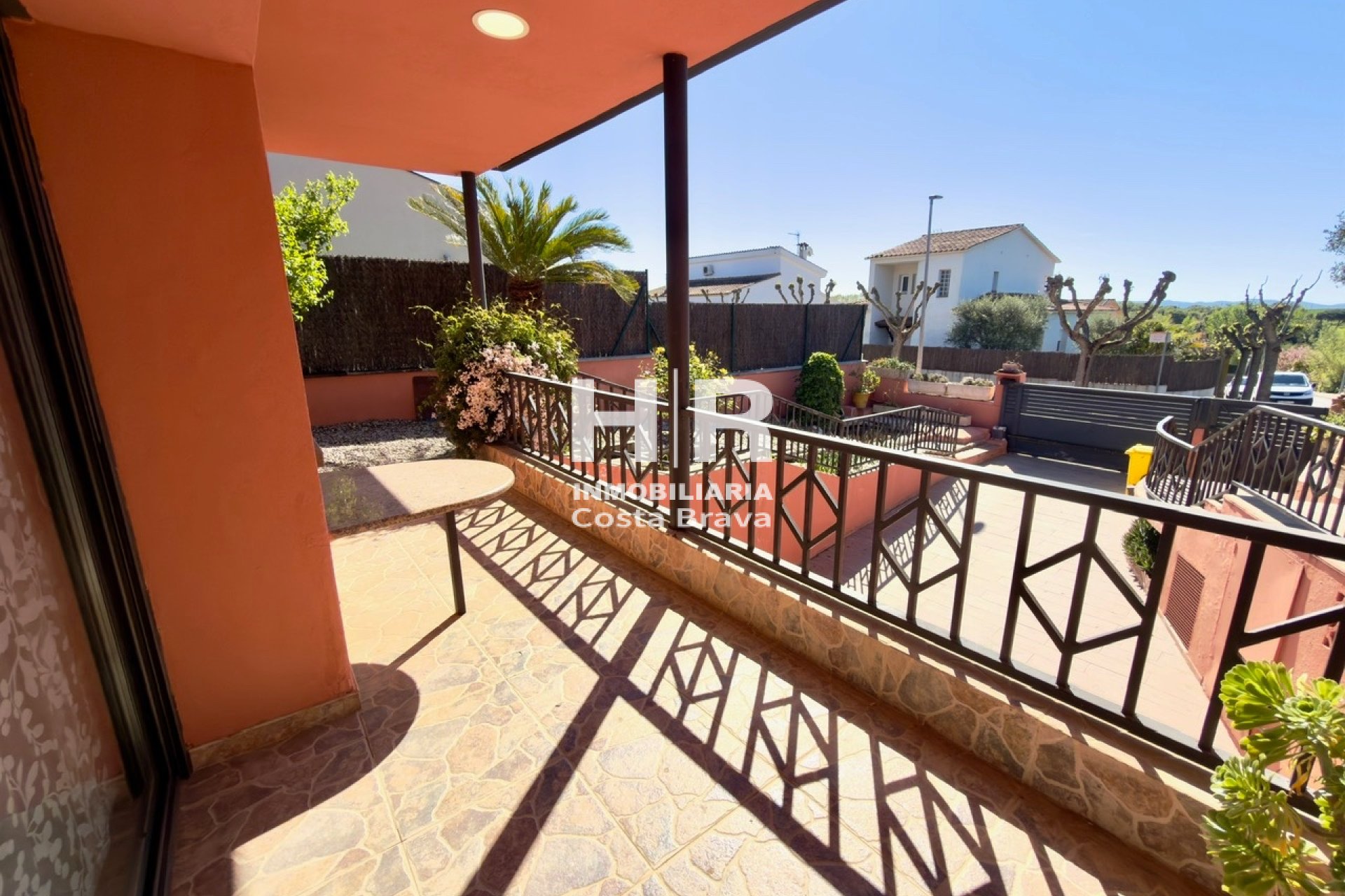 Venta - Casa unifamiliar - AIGUAVIVA - CENTRO PUEBLO