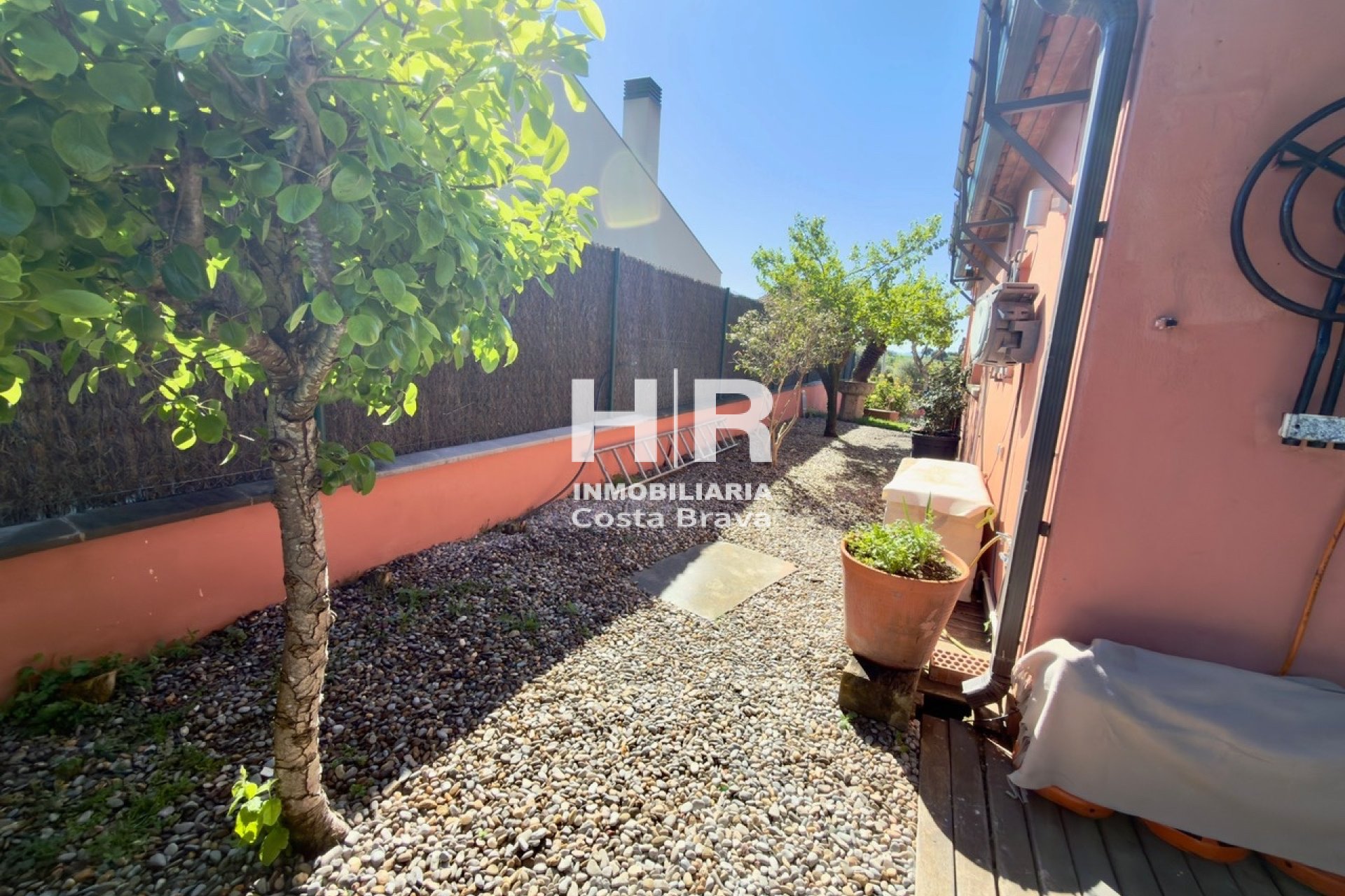 Vente - Casa unifamiliar - AIGUAVIVA - CENTRO PUEBLO
