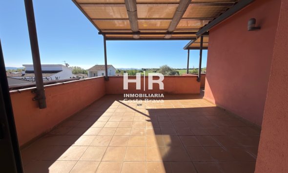 Venta - Casa unifamiliar - AIGUAVIVA - CENTRO PUEBLO