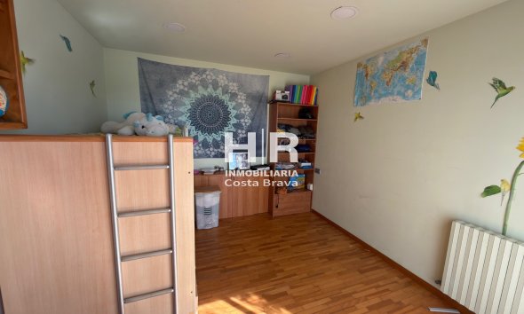 Venta - Casa unifamiliar - AIGUAVIVA - CENTRO PUEBLO