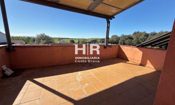 Venta - Casa unifamiliar - AIGUAVIVA - CENTRO PUEBLO