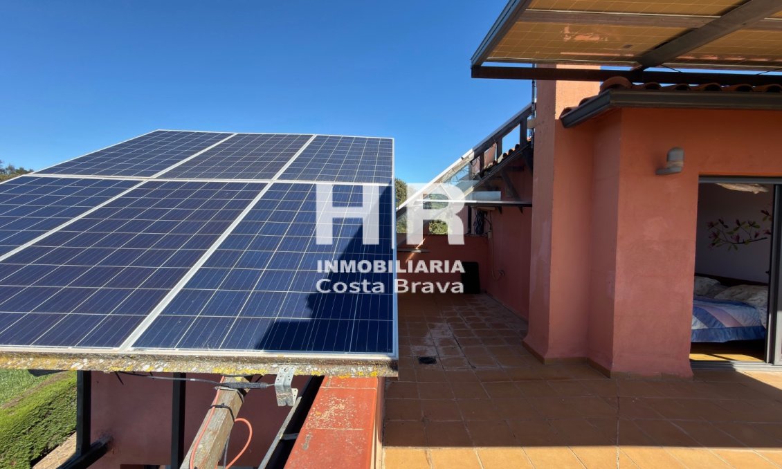 Venta - Casa unifamiliar - AIGUAVIVA - CENTRO PUEBLO