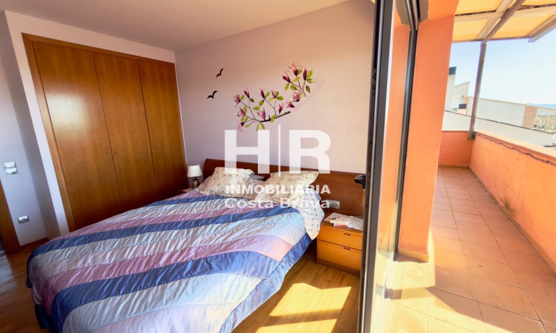 Venta - Casa unifamiliar - AIGUAVIVA - CENTRO PUEBLO