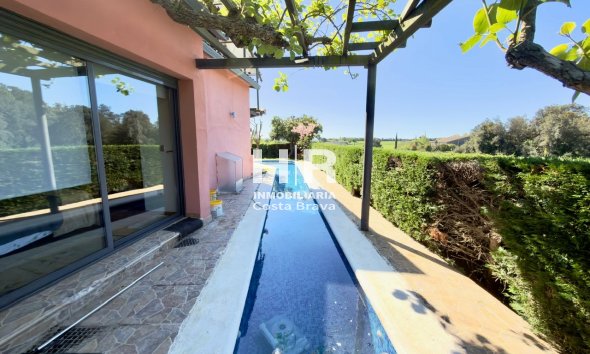 Venta - Casa unifamiliar - AIGUAVIVA - CENTRO PUEBLO