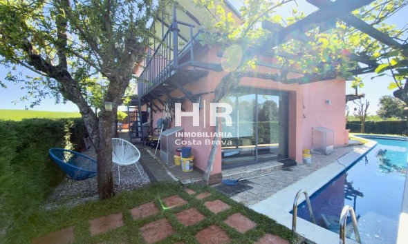 Venta - Casa unifamiliar - AIGUAVIVA - CENTRO PUEBLO