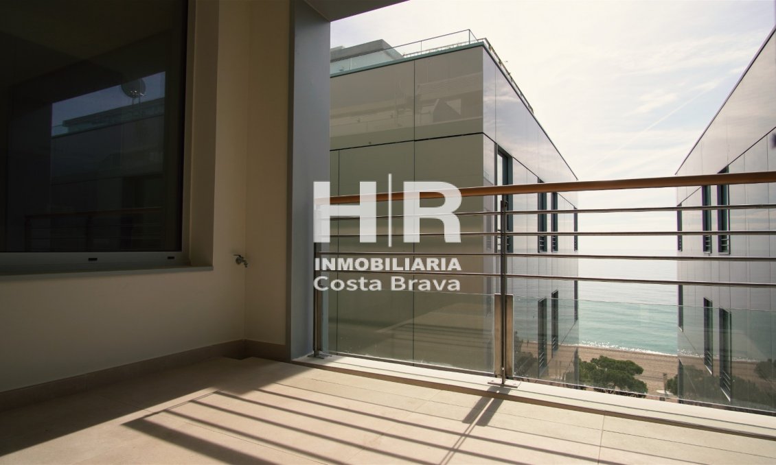 Obra nueva - Ático - Platja D'Aro - Primera línea de mar