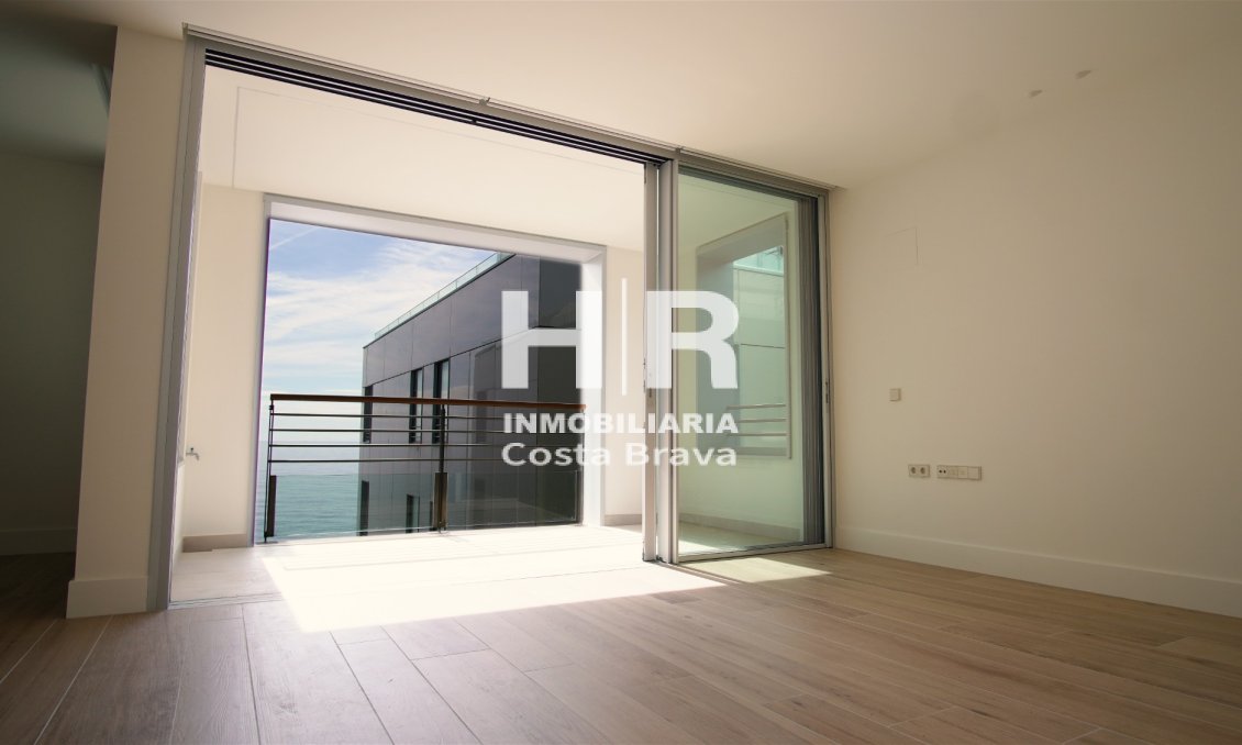 Obra nueva - Ático - Platja D'Aro - Primera línea de mar