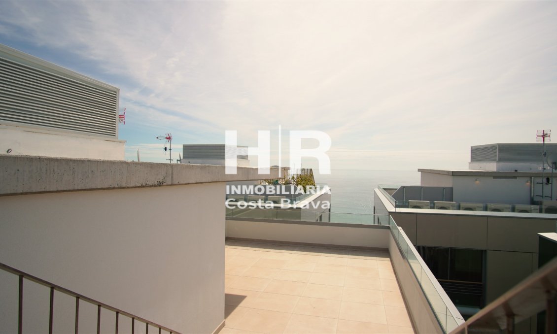 Obra nueva - Ático - Platja D'Aro - Primera línea de mar