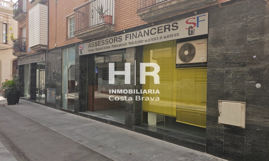 Alquiler a largo plazo - Local comercial - Granollers - Centro