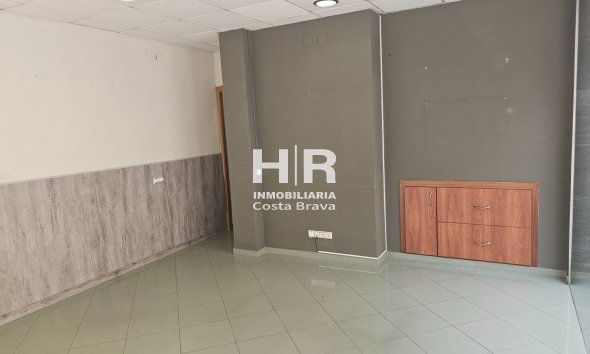 Alquiler a largo plazo - Local comercial - Granollers - Centro