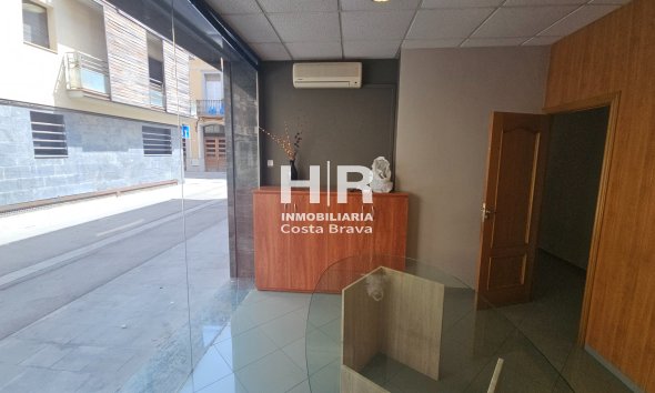 Alquiler a largo plazo - Local comercial - Granollers - Centro
