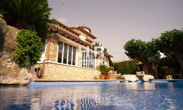 Venta - Casa - La Escala - Playa