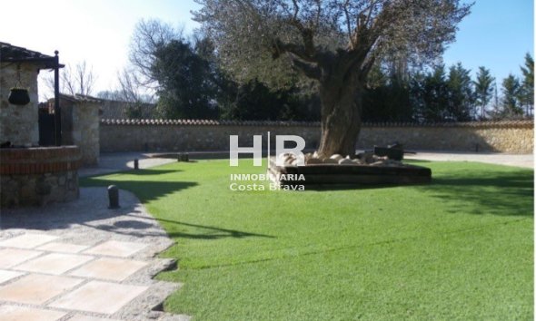 Venta - Villa - Sant Joan de Mollet - Centro