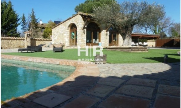 Venta - Villa - Sant Joan de Mollet - Centro