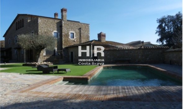 Venta - Villa - Sant Joan de Mollet - Centro