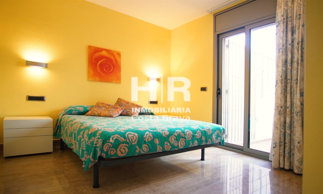 Venta - Apartamento / piso - Platja D'Aro - Primera línea de mar