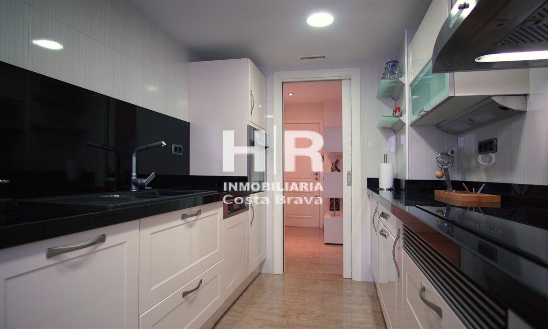 Venta - Apartamento / piso - Platja D'Aro - Primera línea de mar