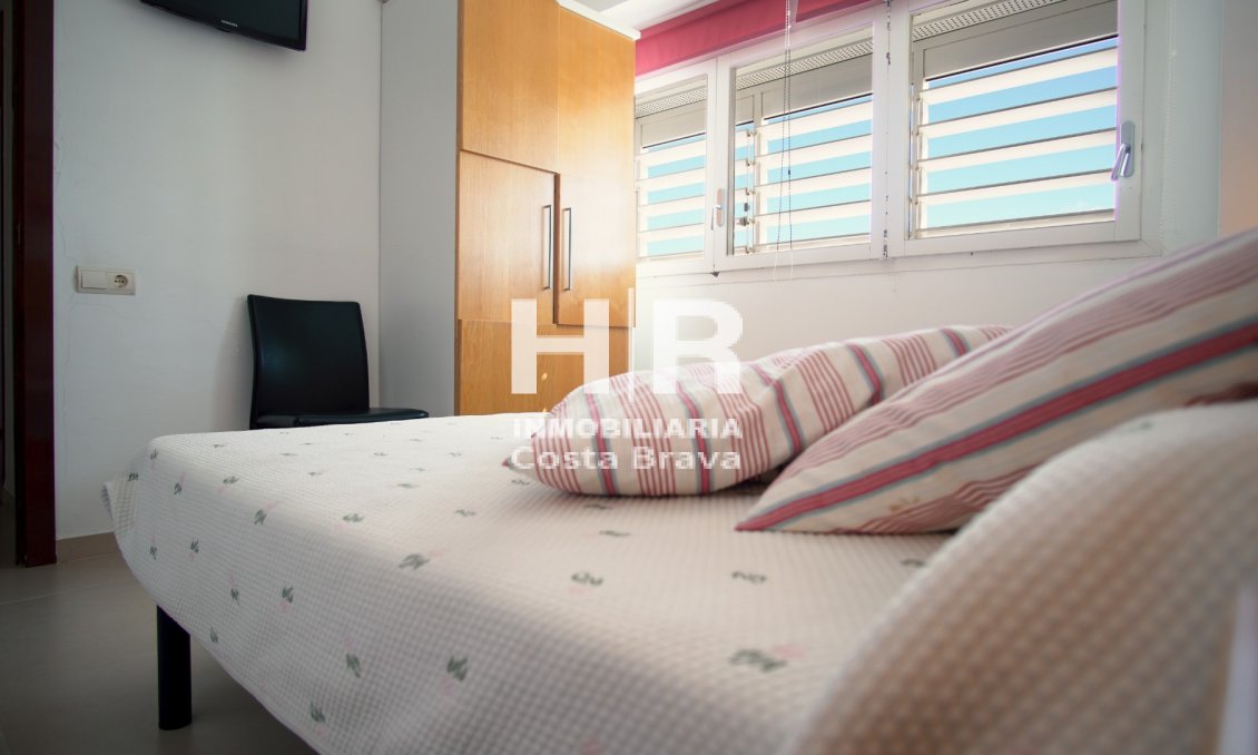 Venta - Apartamento / piso - Palamós - Primera línea mar