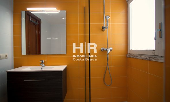 Venta - Apartamento / piso - Palamós - Primera línea mar