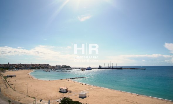 Venta - Apartamento / piso - Palamós - Primera línea mar