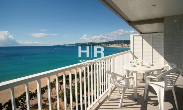 Venta - Apartamento / piso - Palamós - Primera línea mar